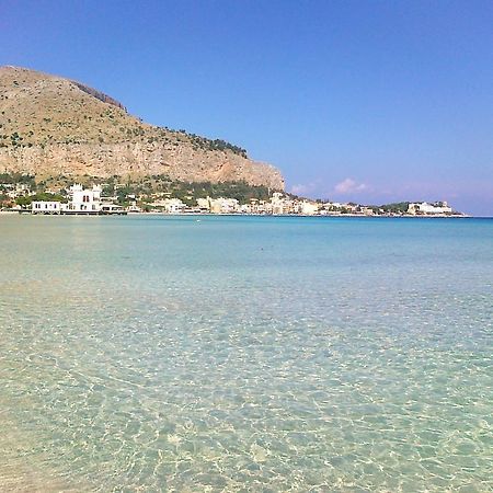 Antigone Holiday House Villa Mondello Camera foto