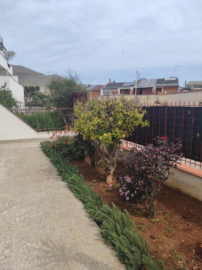 Antigone Holiday House Villa Mondello Esterno foto