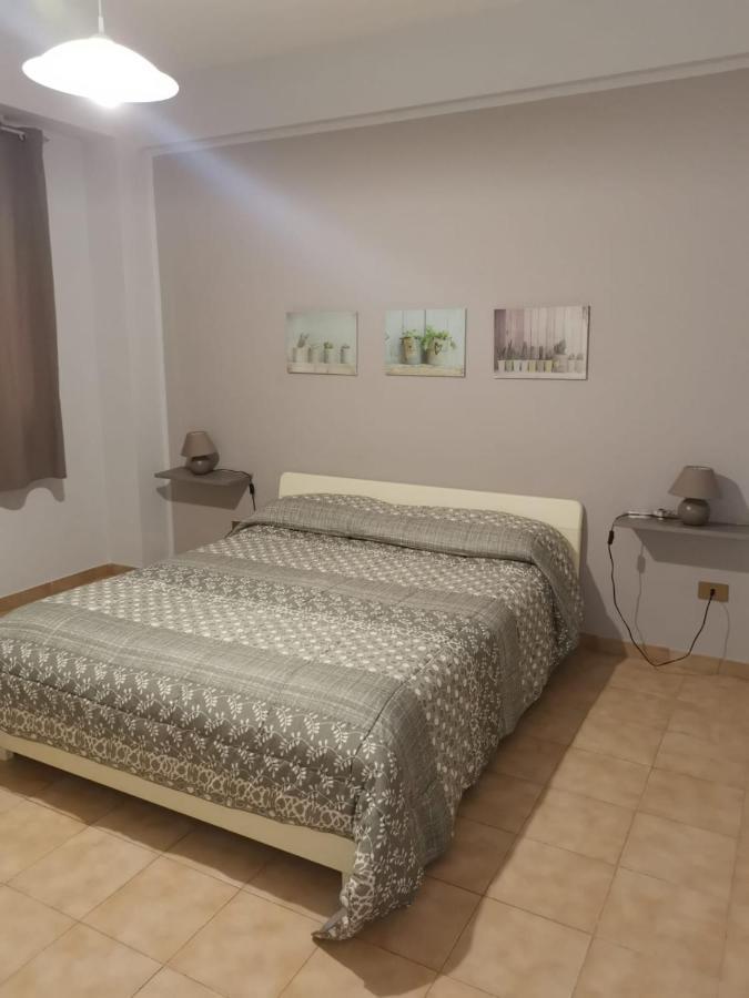 Antigone Holiday House Villa Mondello Esterno foto