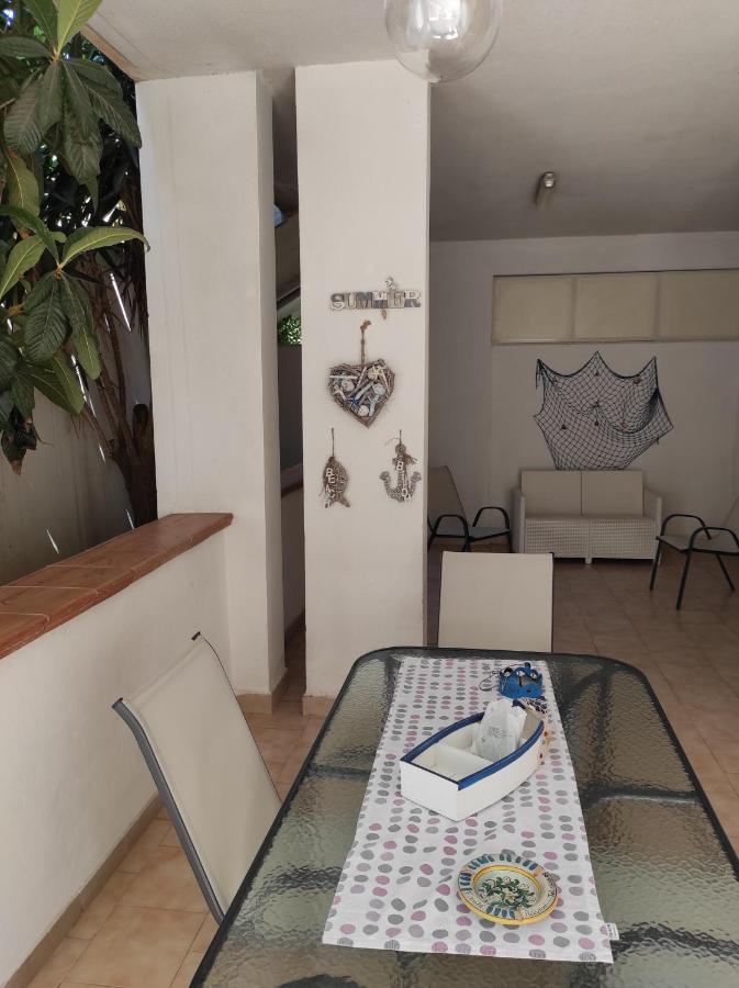 Antigone Holiday House Villa Mondello Esterno foto